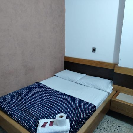 Hotel Country מדיין מראה חיצוני תמונה